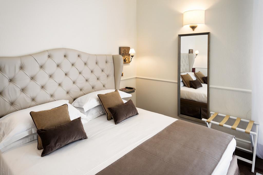 Hotel Palazzo Lorenzo Boutique & 4*