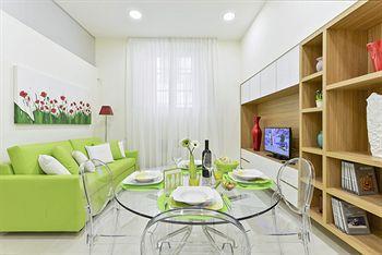 Apartment In Colors