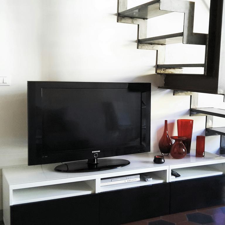 Apartment Two-bedroom Close To Mercato Centrale Florence