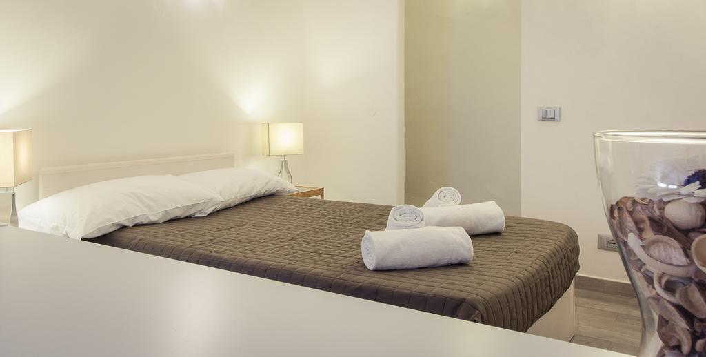 Apartment Duomo White