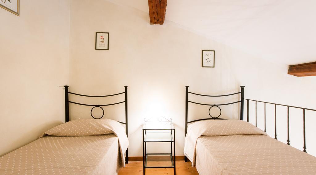 Apartment Bargello