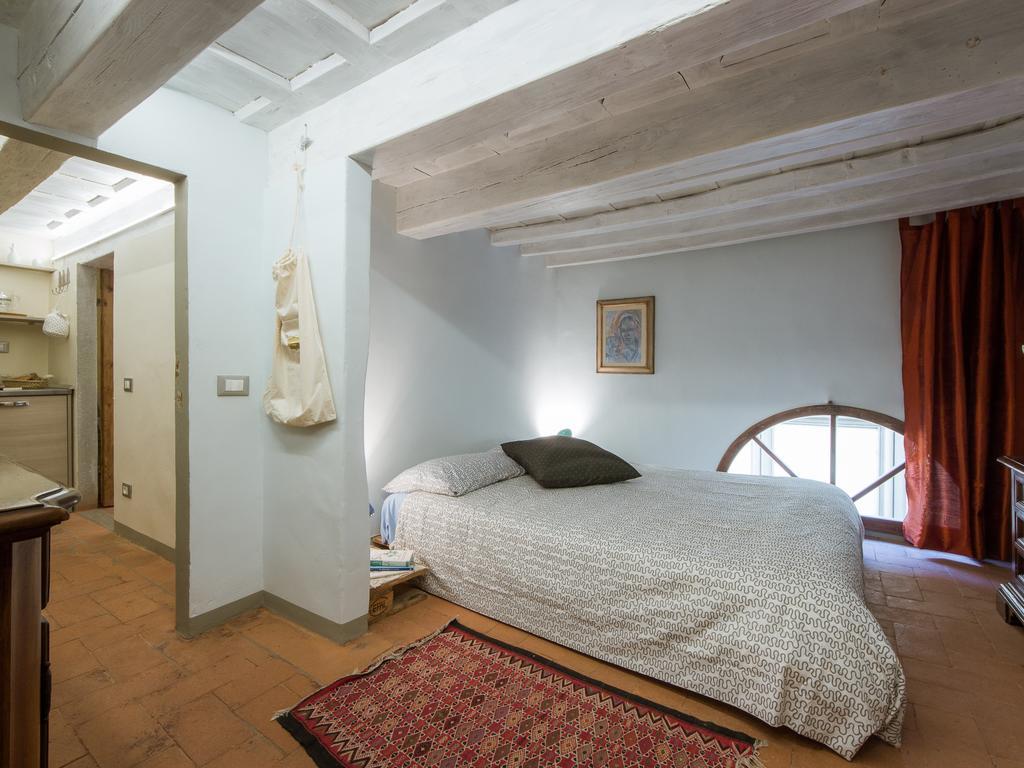 Charming And Cozy Maggio Florence