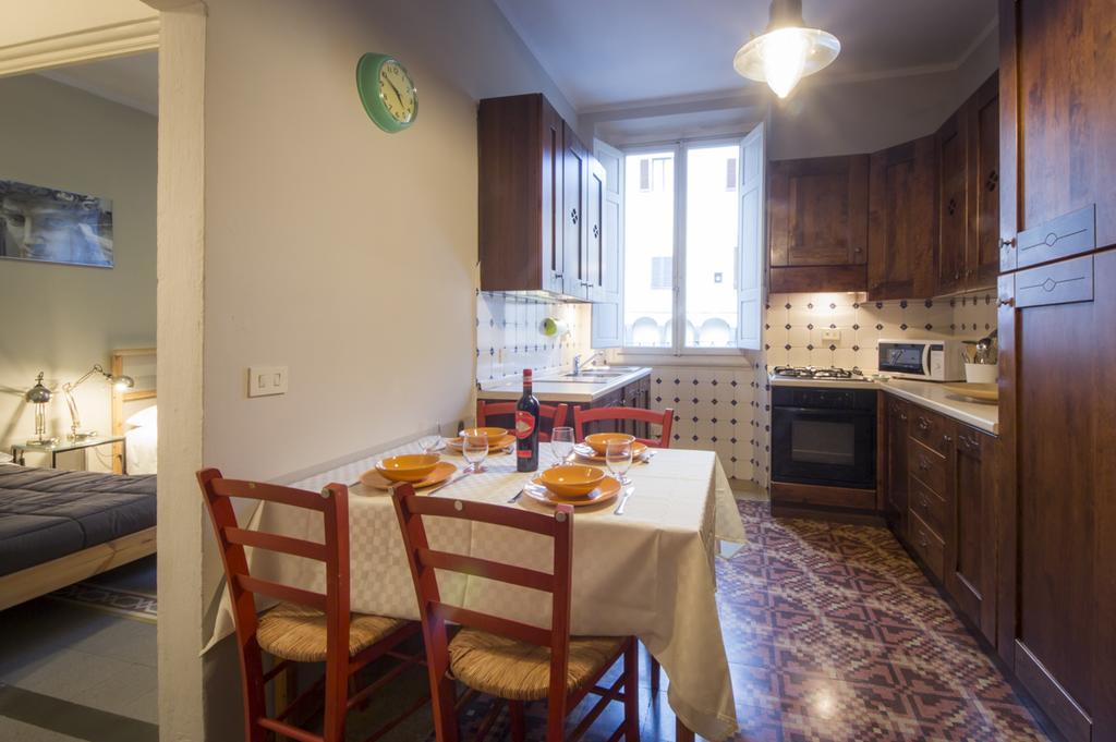 Apartment House In The San Pier Maggiore Arch