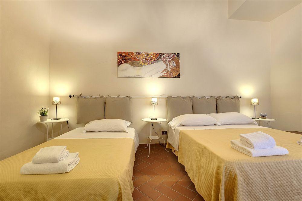 Think Hotel *