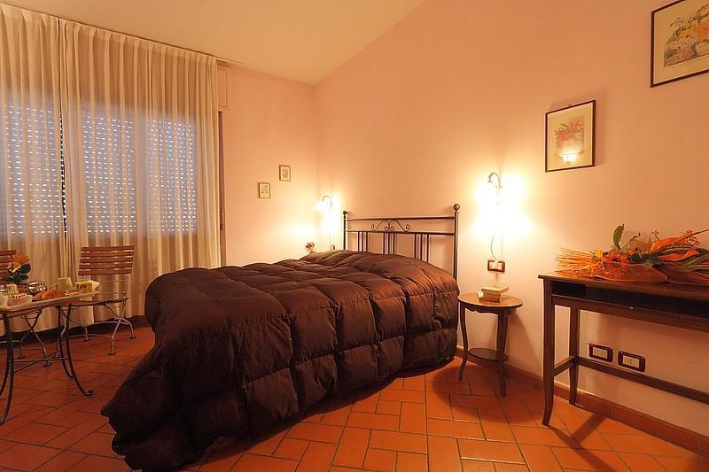 Sayuri 3* Florence