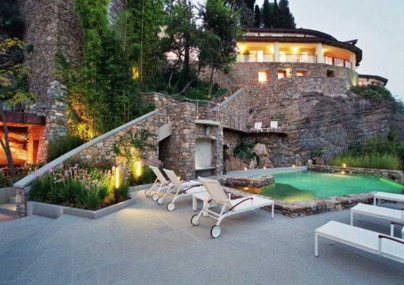 Eden Rock Aparthotel 4*
