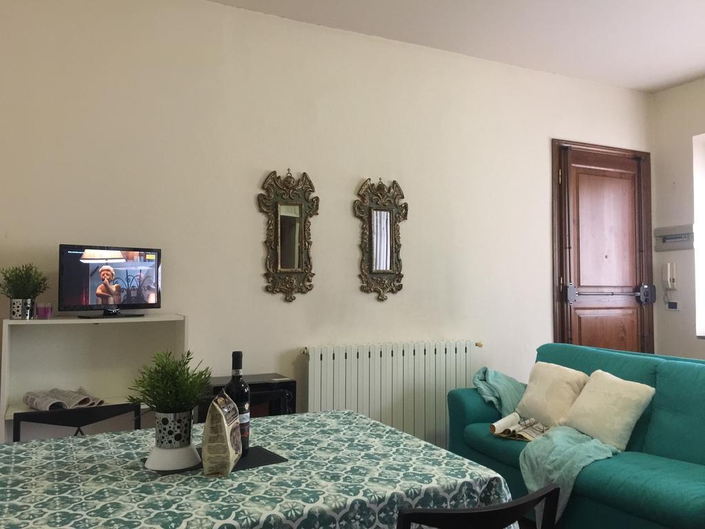 Istay - Oche Piazza Duomo Florence