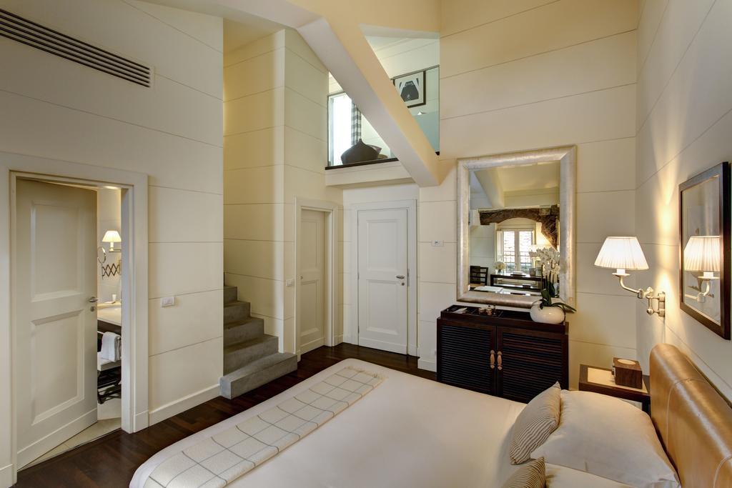Gallery Art - Lungarno Collection Hotel
