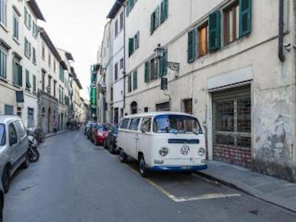 Attic Up On Appartement Florence