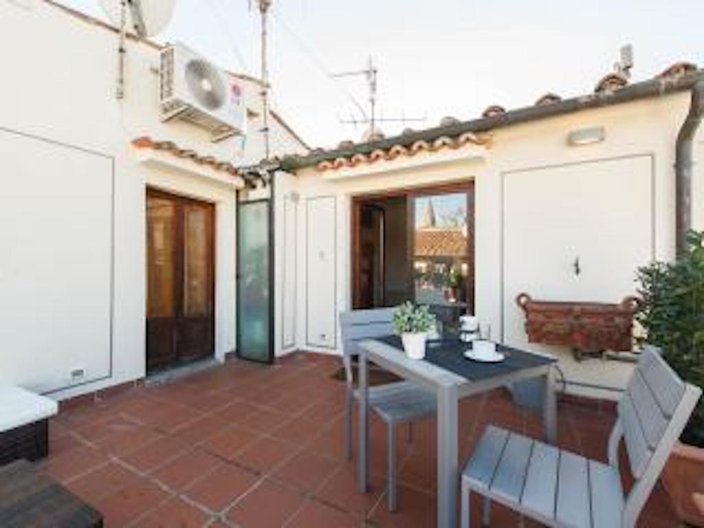 Appartement Attic Up On