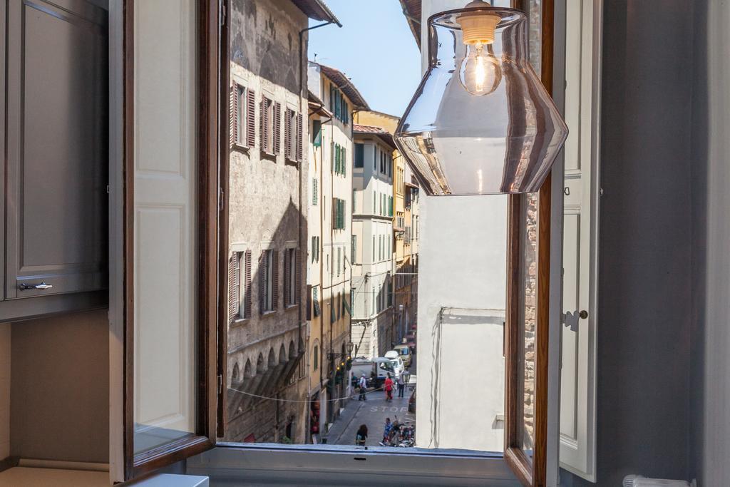 Isola * Florence
