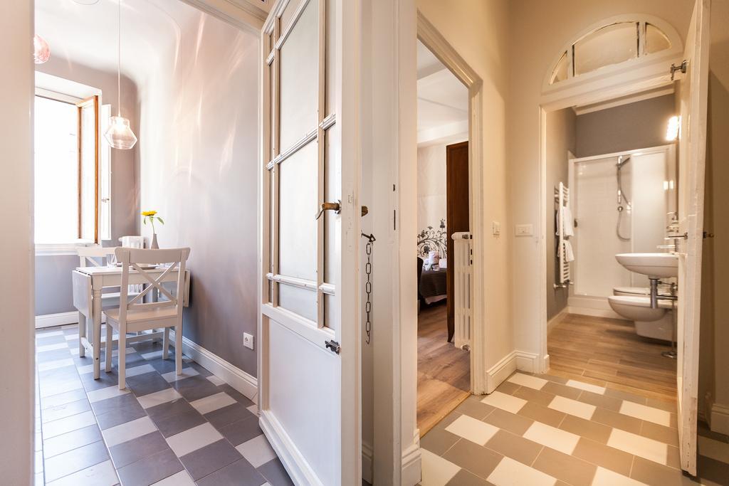 Isola Apartment *