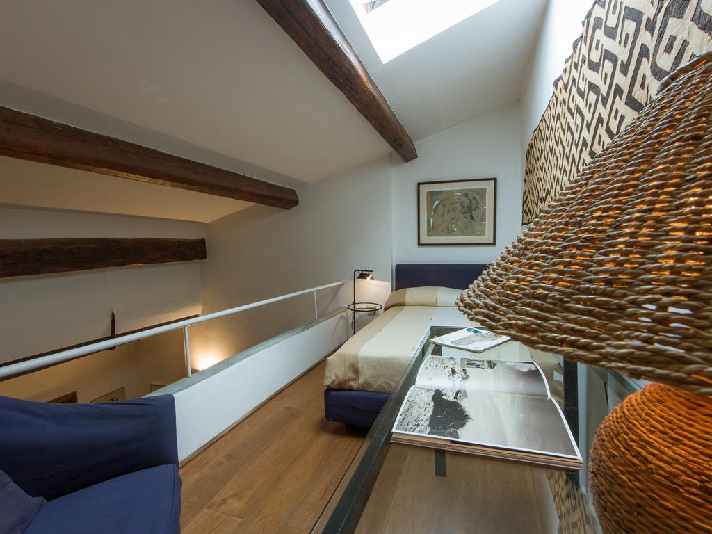 - Santo Spirito Charme Apartment