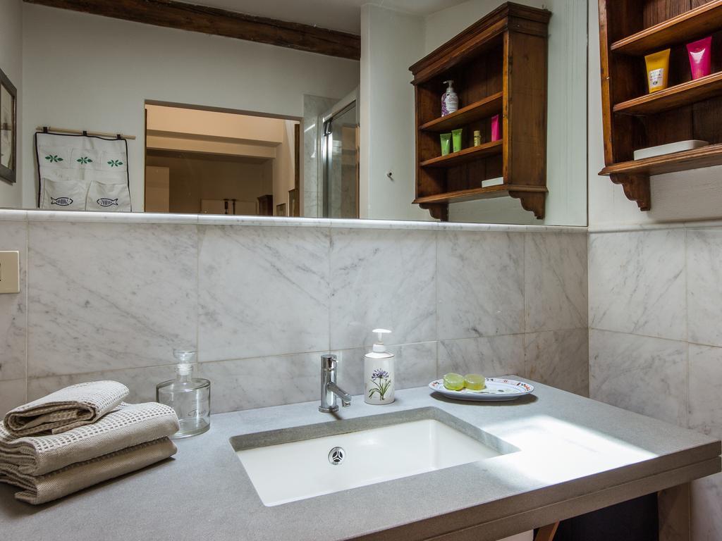 - Santo Spirito Charme Apartment Florence