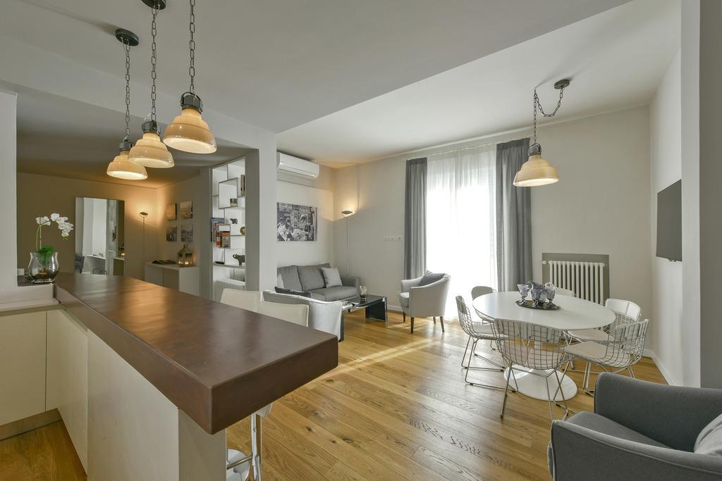 - Ponte Vecchio Guelfo Apartment