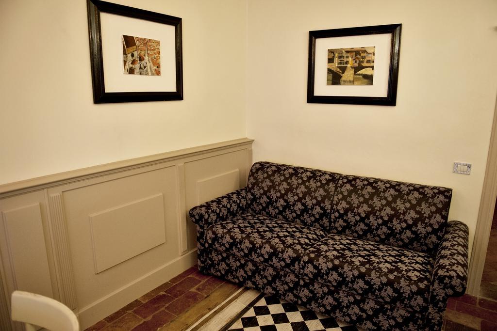 Oltrarno Apartment Florence