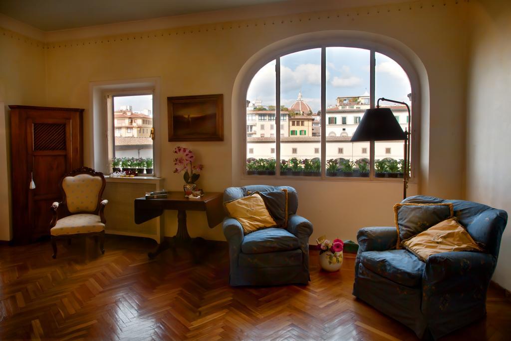 Ponte Vecchio Amazing View Florence