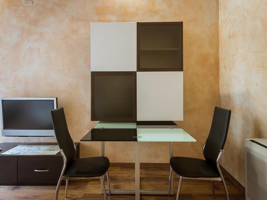 Pitti Modern Apartment Florence