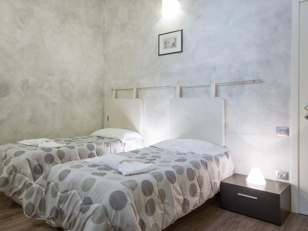 Piazza Pitti 2 Bedroom * Florence