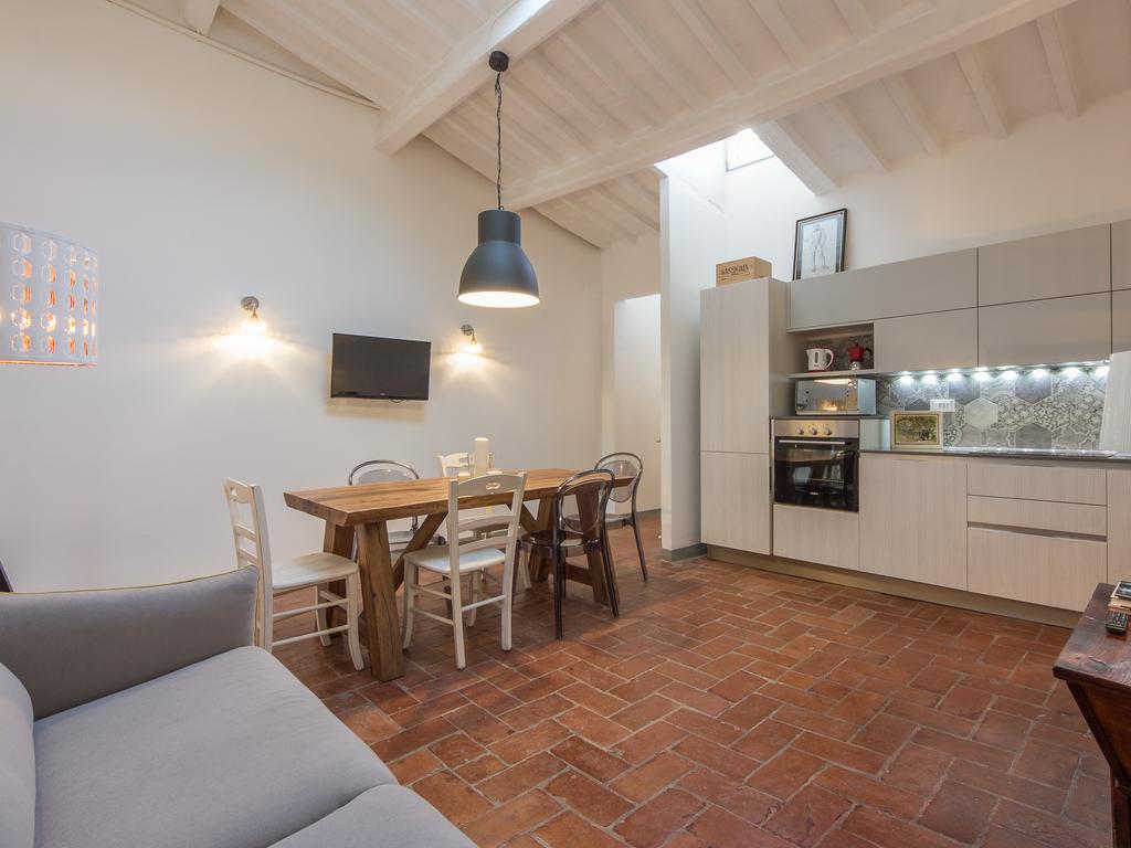San Lorenzo Market Apartment Florence