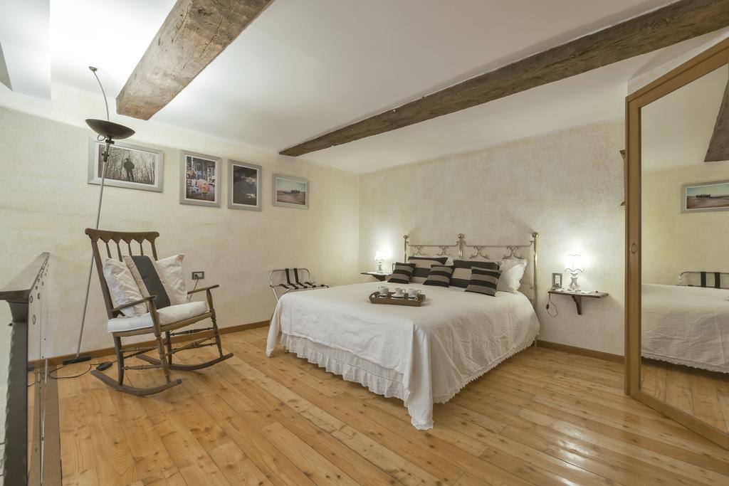 - Canova Apartment Florence