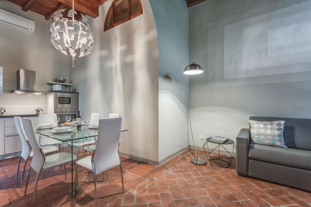 Macci Courtyard Apartment Florence