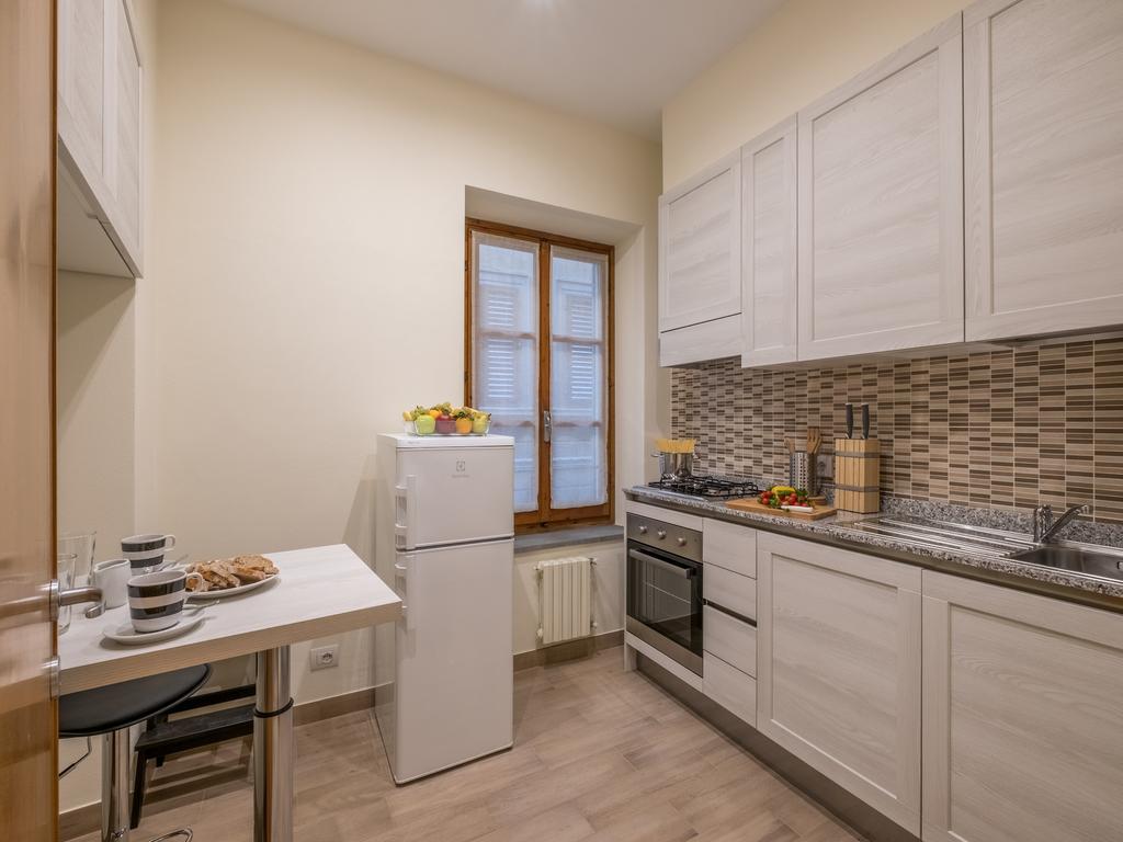 Federighi Halldis Apartment *