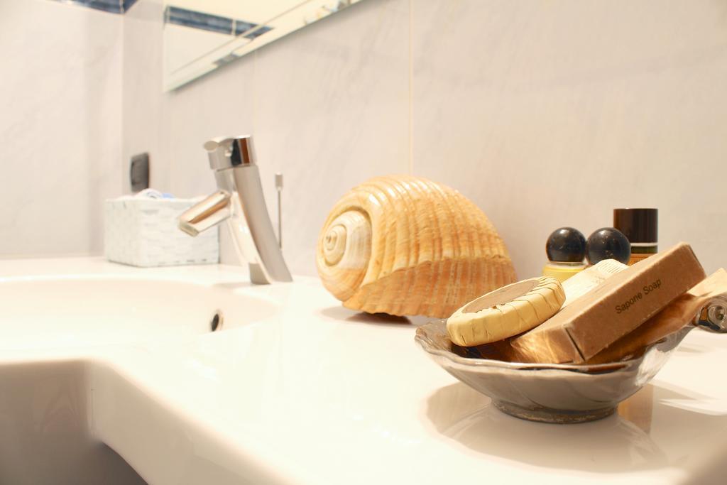 Santa Croce Apartment *