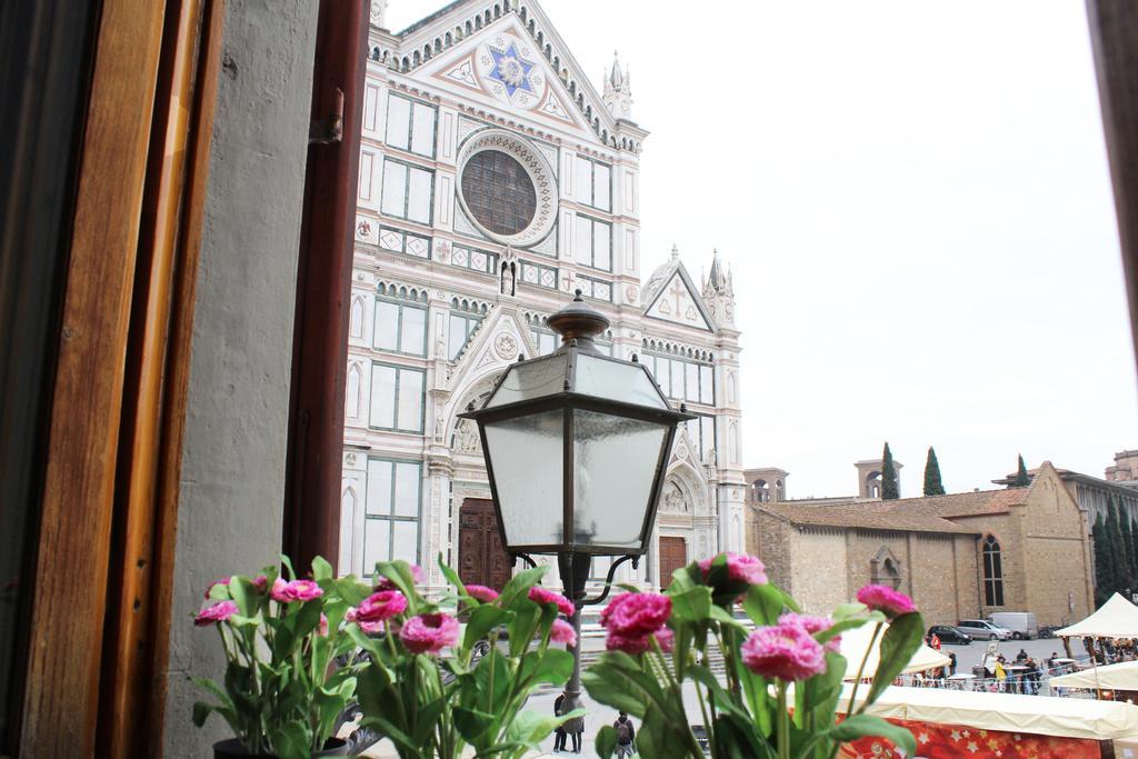 Santa Croce Apartment