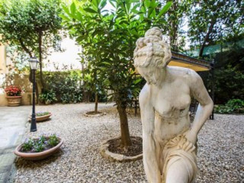 Little Garden Donatello Apartment Florence