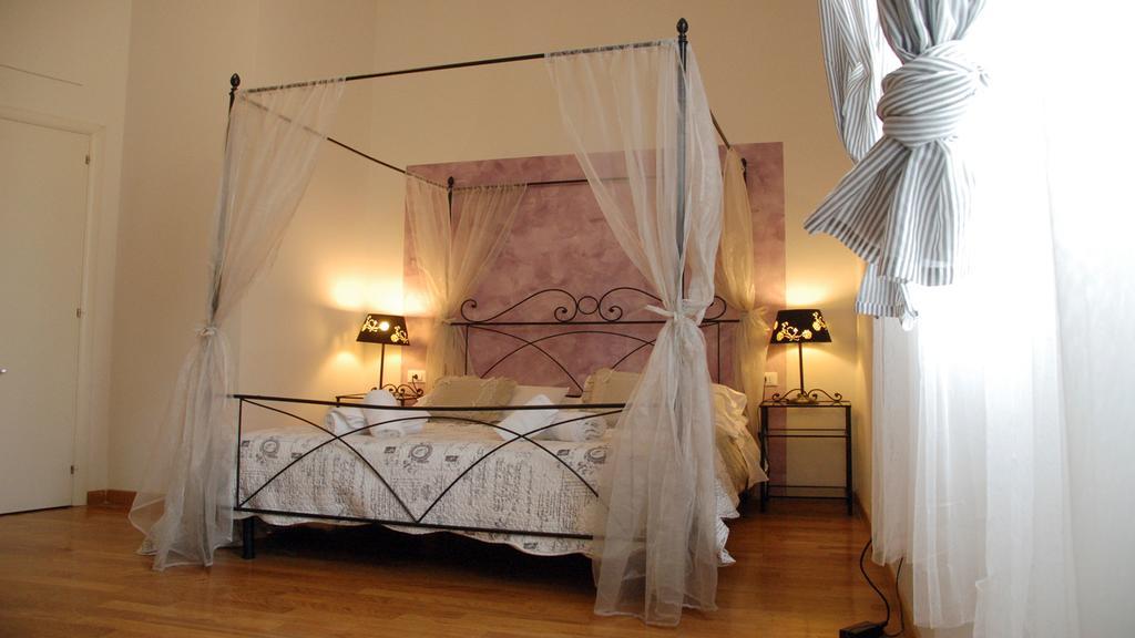 Ridolfi Couette-café