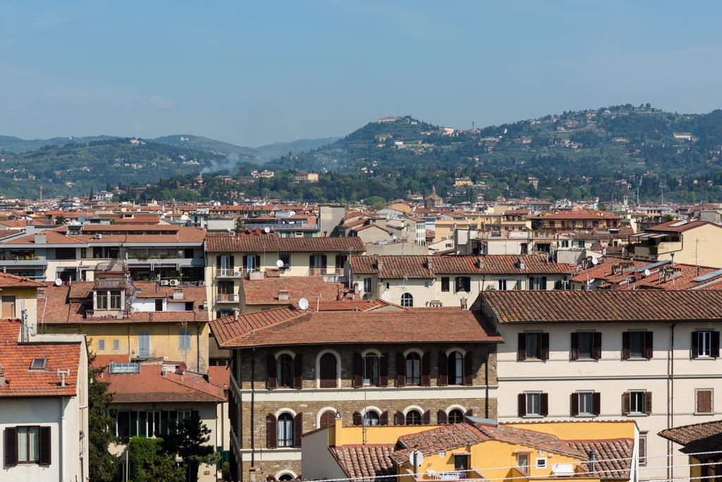 Roommo Lungarno Florence