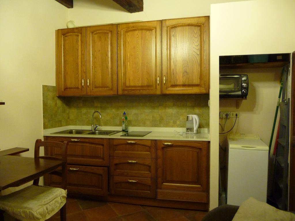 Pontevecchio Apartment