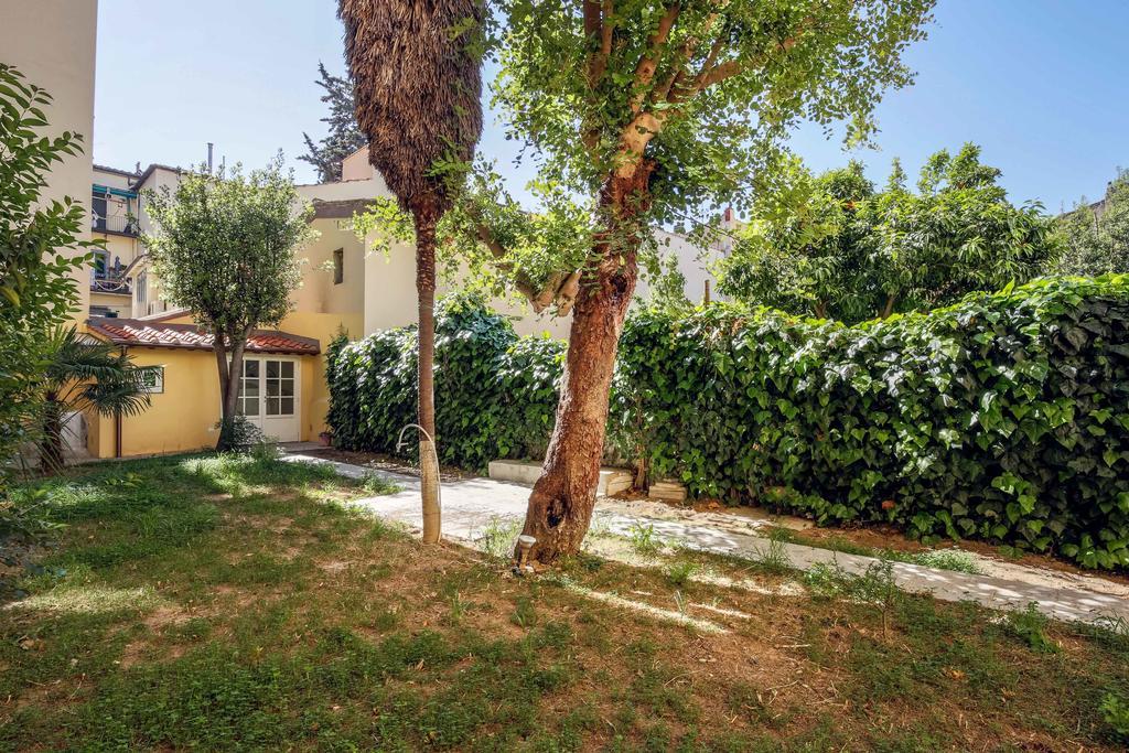 Garden Charming Niche Florence