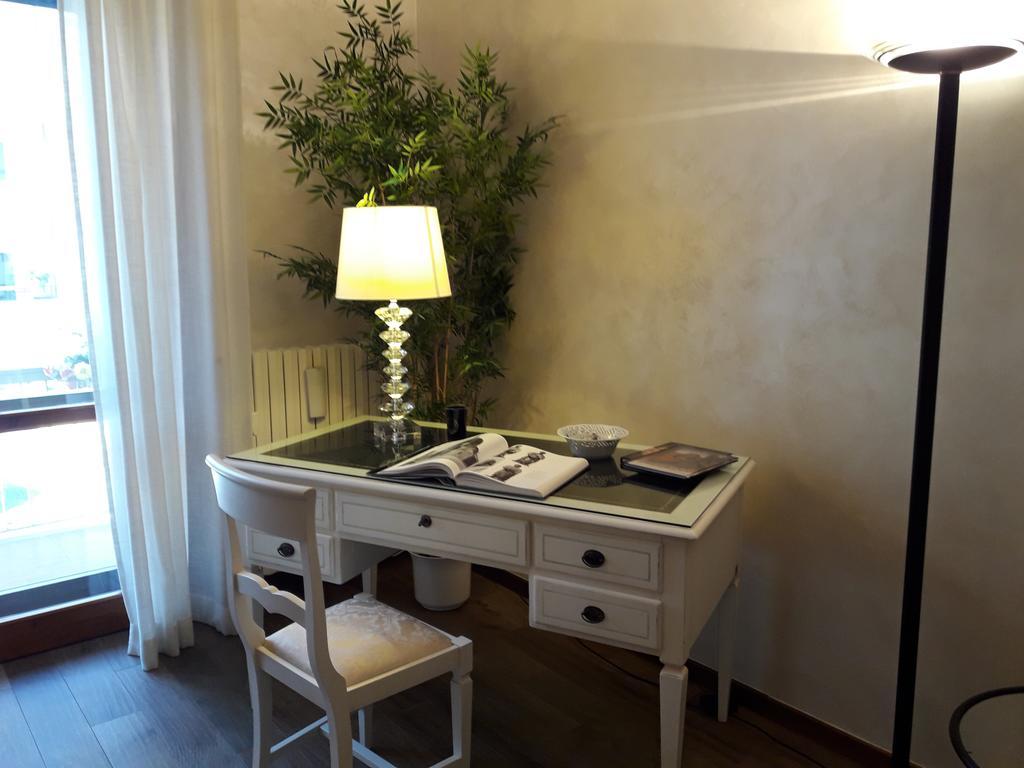 Lella's Flat Florence