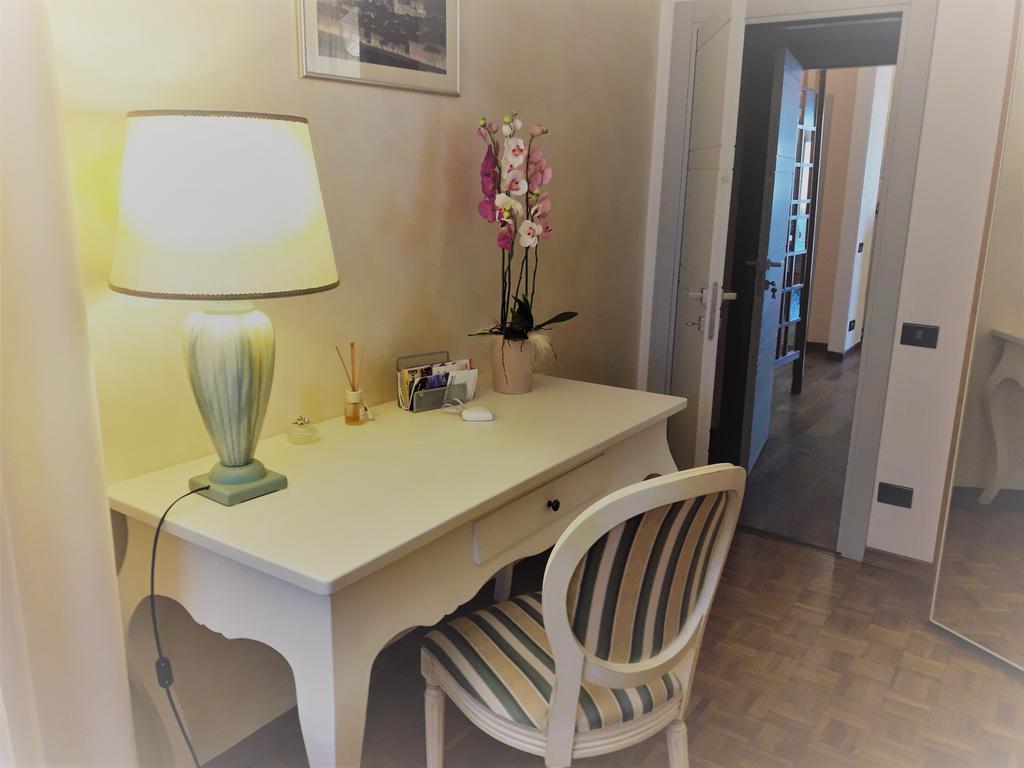 Lella's Flat Florence