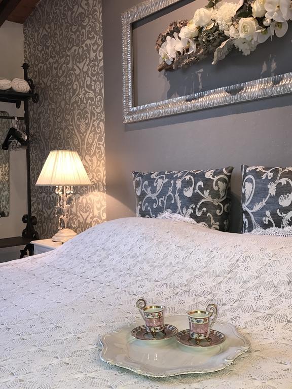 In Via Panicale Apartment *