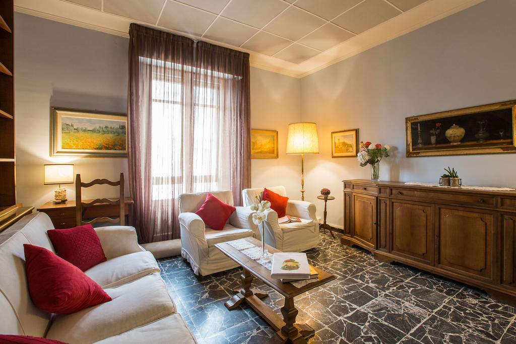 La Farina Apartment *