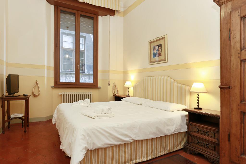 Maison d'hôtes D'epoca Via Santo Spirito 6 2*