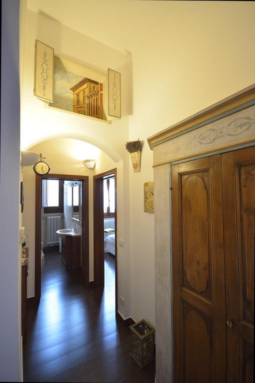 Dreaming Tuscany In Apartment
