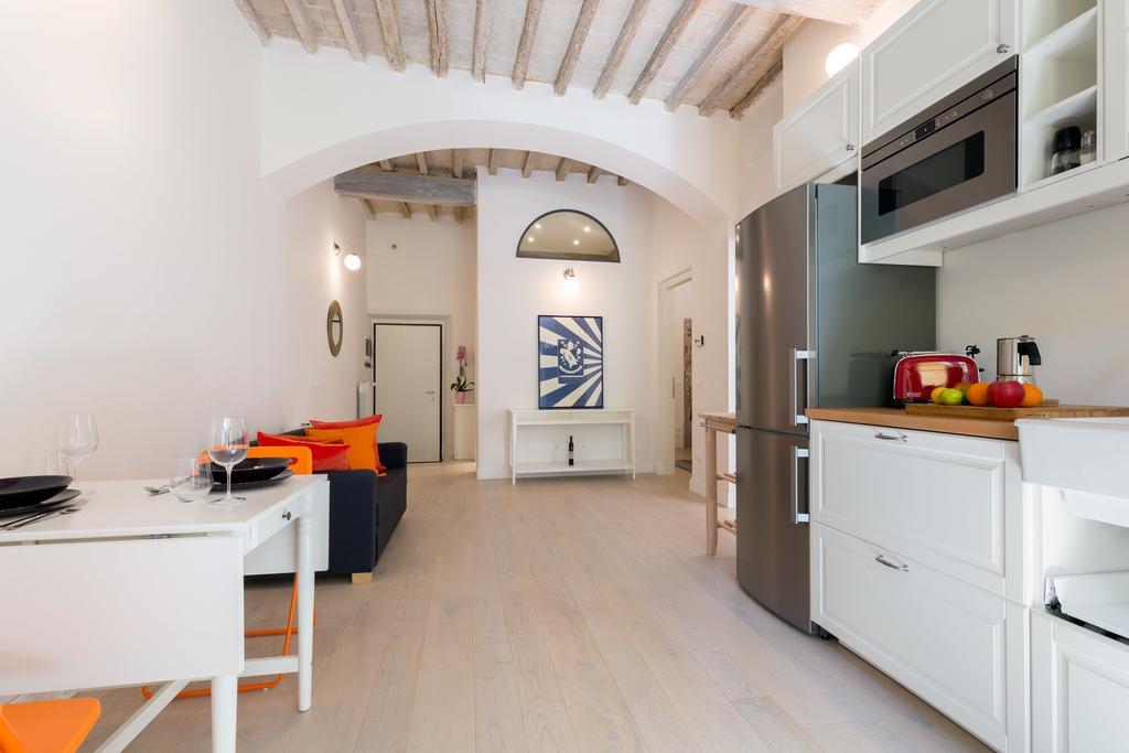 Garden Charming Niche Apartment