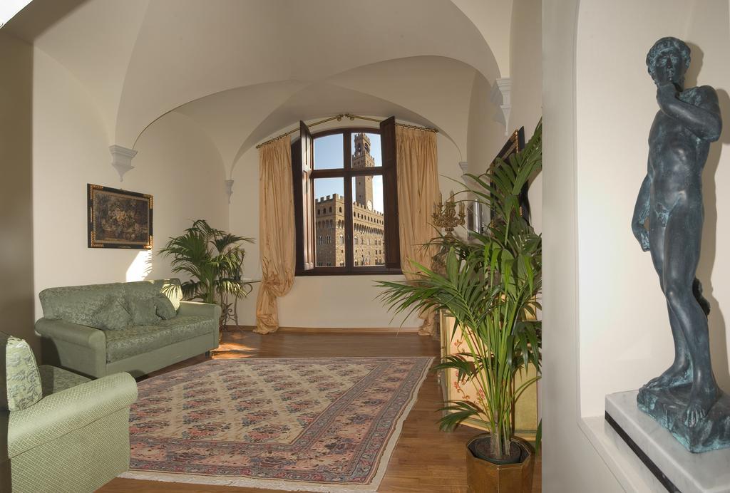 Michelangiolo Penthouse Appartement *
