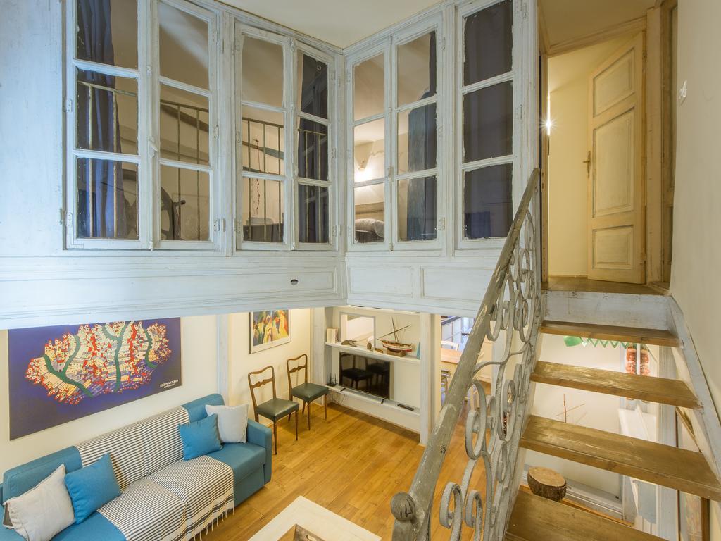 Navy Blue Sant'ambrogio Apartment Florence