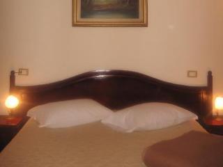Persefone Palace *