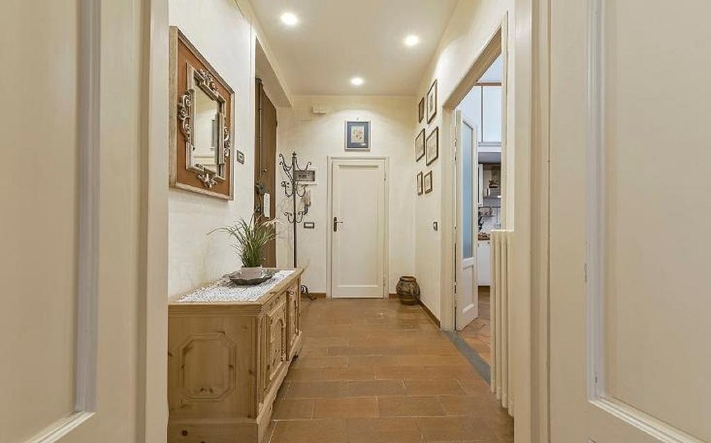 - Canova Apartment *