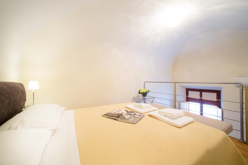Mdr Numbersix Apartment *