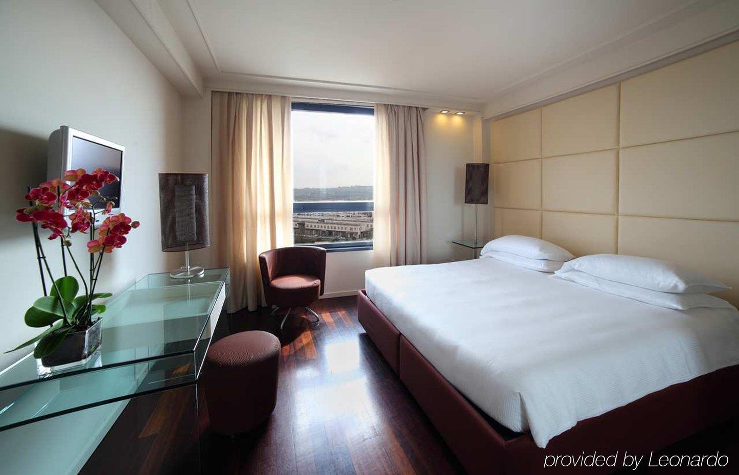 Doubletree By Hilton Metropole Hotel Florence