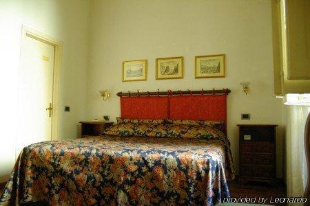 Hotel Piccolo Con Access Ztl !!! Nel Centro Storico Di !!! Florence