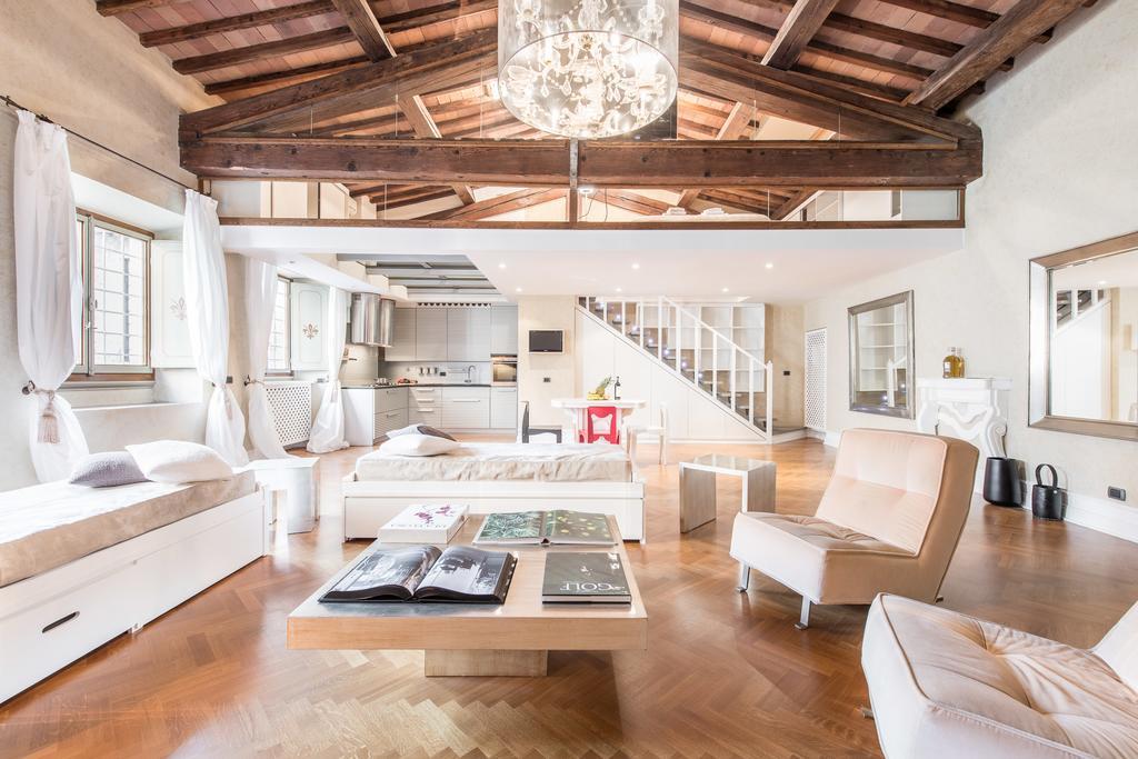 Duomo Luxury Loft By Mmega Florence
