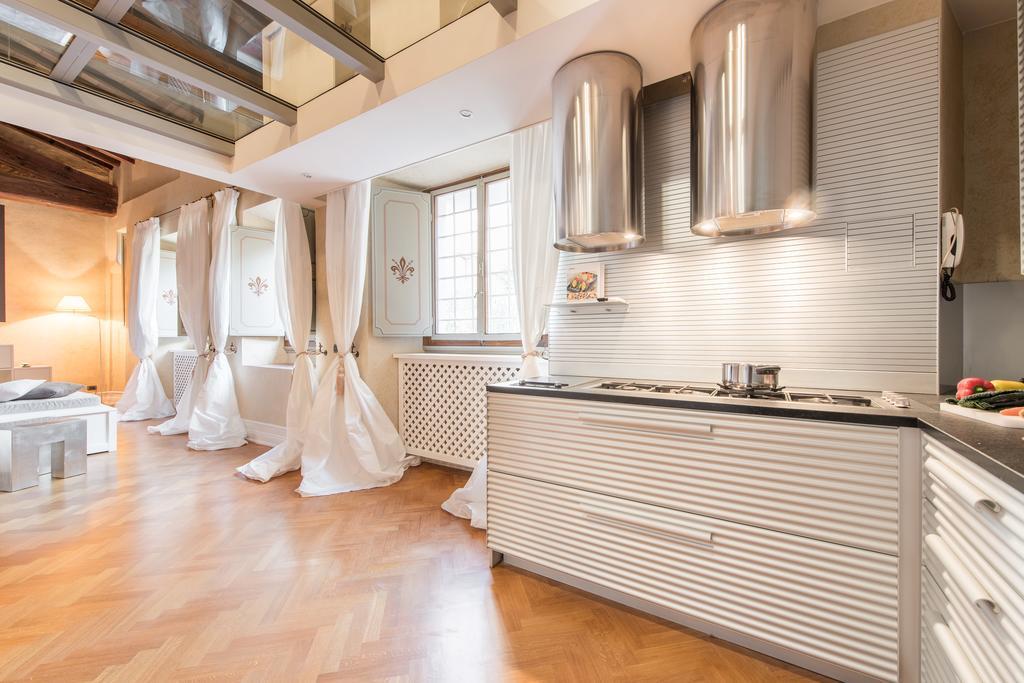 Apartment Duomo Luxury Loft By Mmega